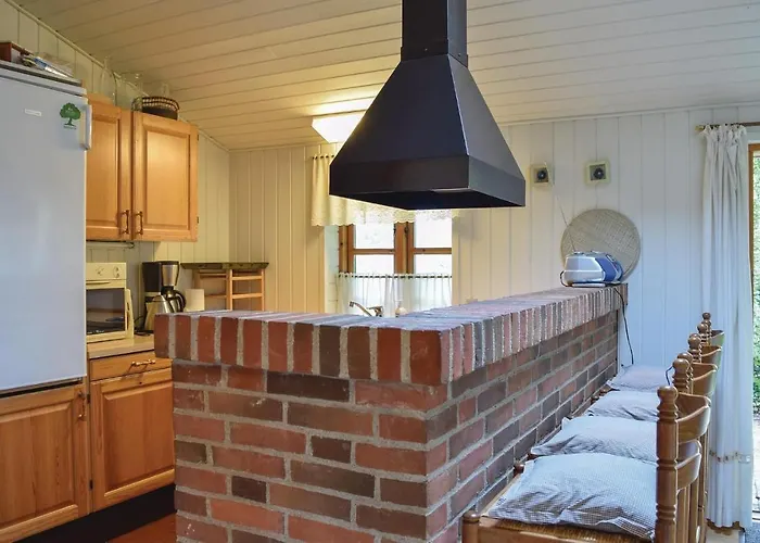 With Fireplace 7 *